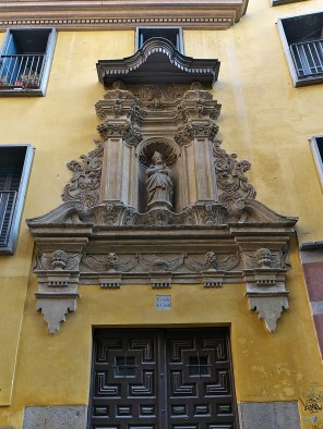 성 필립보 네리_photo by Jl FilpoC_on the facade of the Oratory of San Felipe Neri in Pamplona_Spain.jpg